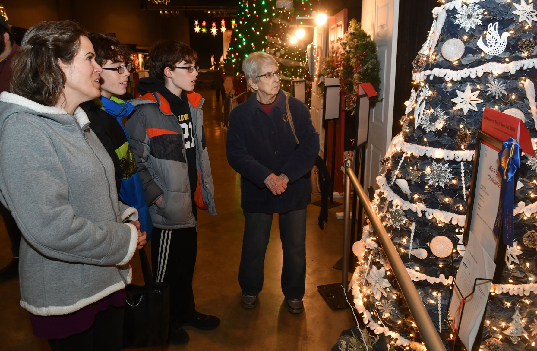 Festival of Trees "Christmas Around the World".